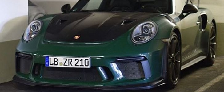 Irish Green 2019 Porsche 911 GT3 RS