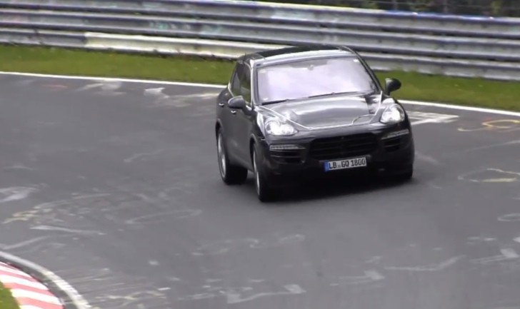 Porsche Cayenne GTS facelift spyshots