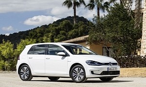 Is the Volkswagen e-Golf Making a Comeback Based on the Golf Mk7?