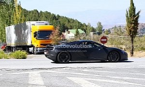 Is This the McLaren 675LT Spider? Spyshots Point to "Yes"