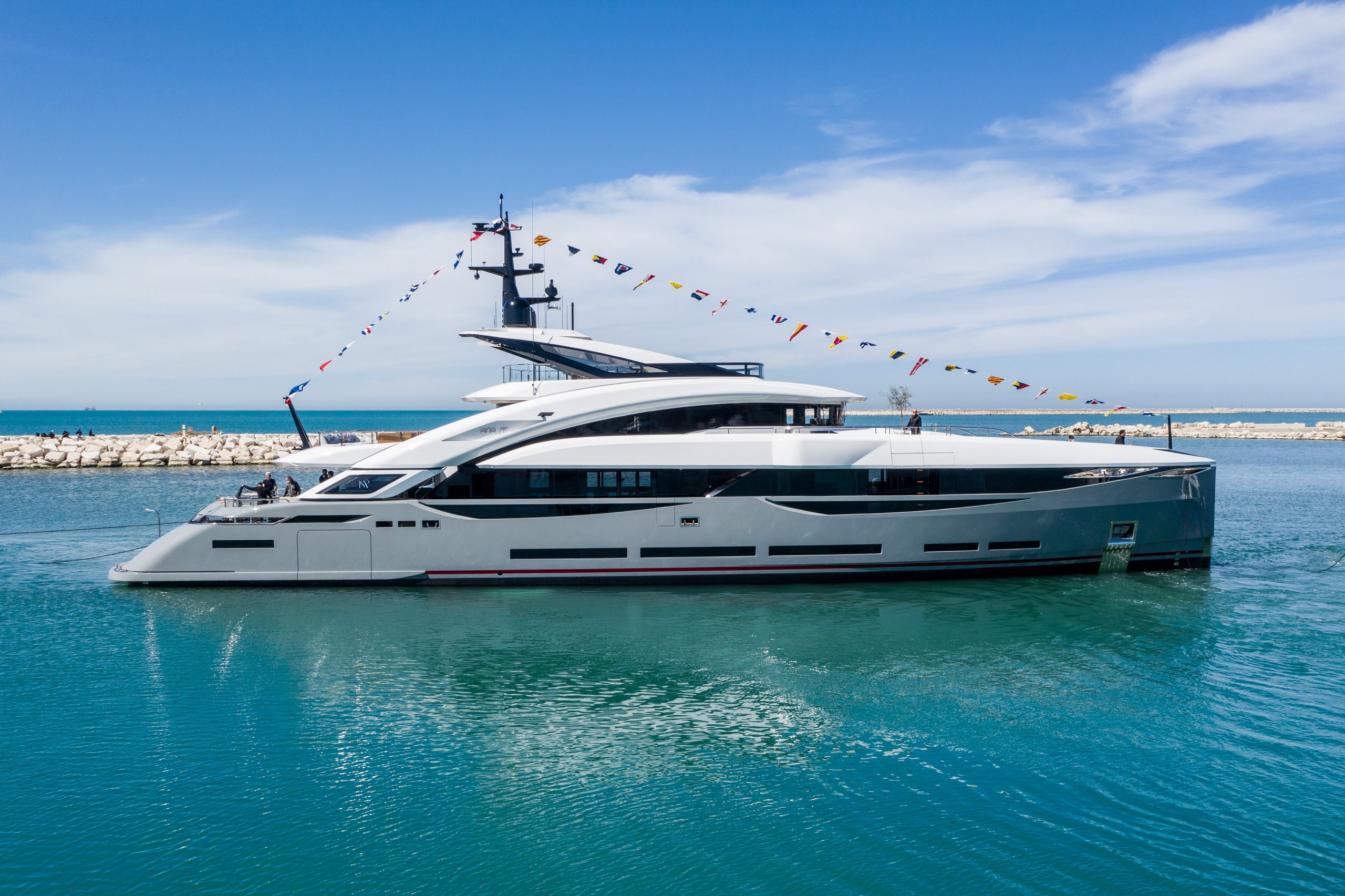 ISA Yachts’ 148-Foot Aria SF Superyacht Touches Water for the First Time