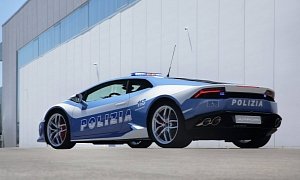 Italian Police Lamborghini Huracan Revealed