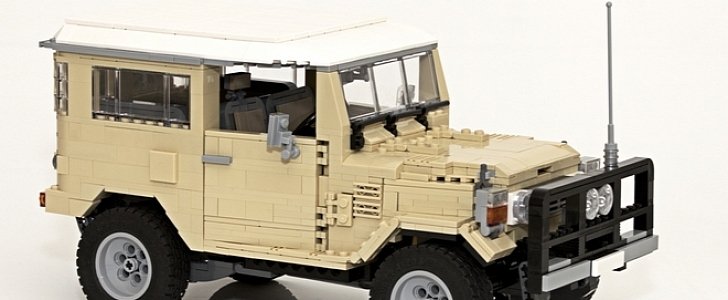 LEGO Toyota Land Cruiser