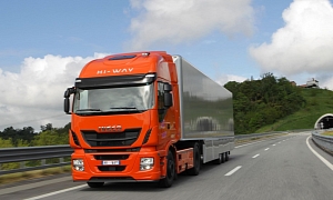 Iveco Stralis Hi-Way Voted ‘Truck of the Year 2013’