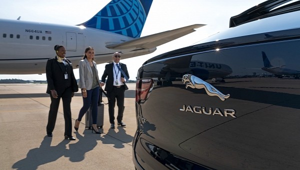 United Airlines and Jaguar I-Pace partnership