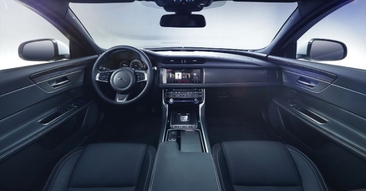 2016 Jaguar XE