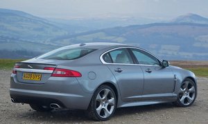 Jaguar Celebrates XF UK Sales Milestone by Launching SMS Competition