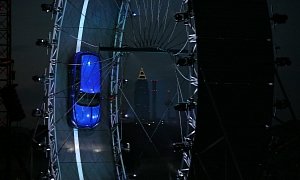 Jaguar F-Pace Sets Loop-the-Loop Guinness World Record after Reveal