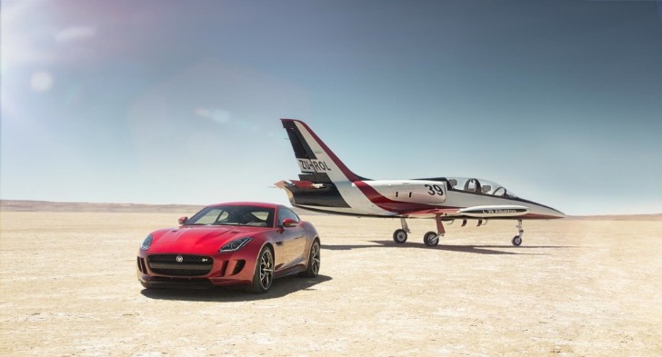Jaguar F-Type and L39 Jet Used to Test Comm Systems for Bloodhound SSC
