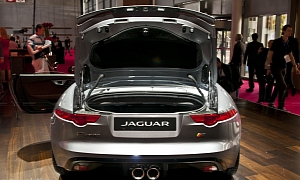 Jaguar F-Type Exhaust Tips Are Made in Italy