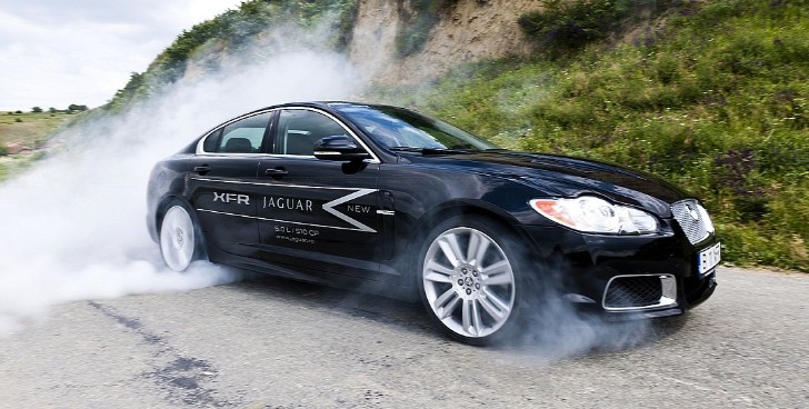 Jaguar XFR burnout