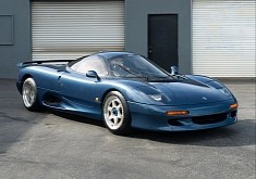 Jaguar XJR-15 Was the World's First Road Car Fully Built From Carbon Fiber