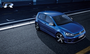 Japanese Volkswagen Golf R Launched with Detuned 280 HP Engine