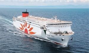 Japan’s First Eco-Friendly Ferry Enters Service