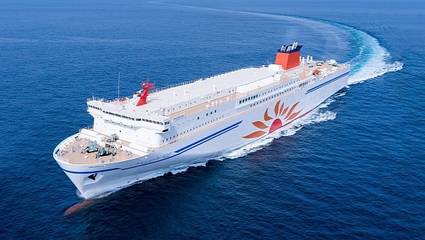 The Sunflower Kurenai is the first LNG-fueled ferry in Japan