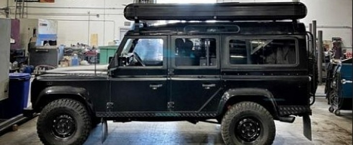 Jason Momoa's Land Rover Gets RedTail Rooftop