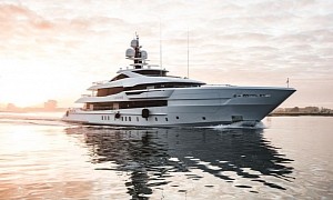 Jaw-Dropping Lusine Is a $70 Million Superyacht Owned by Politician Billionaire Sheikh