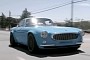 Jay Leno Drives Volvo P1800 Cyan, Confesses It Reminds Him of His '63 Porsche 356 Carrera