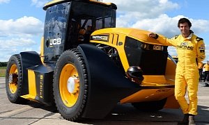 JCB Fastrac Tractor Sets New Speed Record