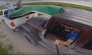 Jeep Driver Crashes while Using a Selfie Stick, Idiot Level Over 9,000