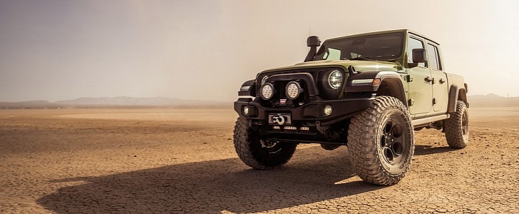 Jeep Gladiator with AEV JT 2.5" DualSport RT Suspension