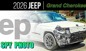 Jeep Grand Cherokee Puts On a New Face for 2026 Facelift