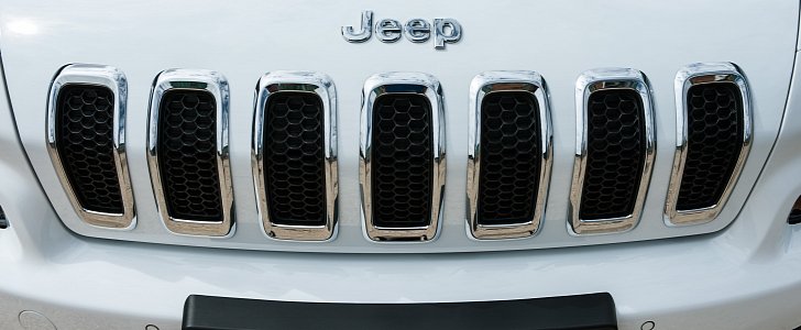 Jeep Cherokee grille