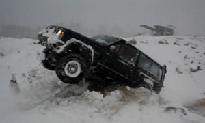 Jeep Winter Driving Stunt is Funny