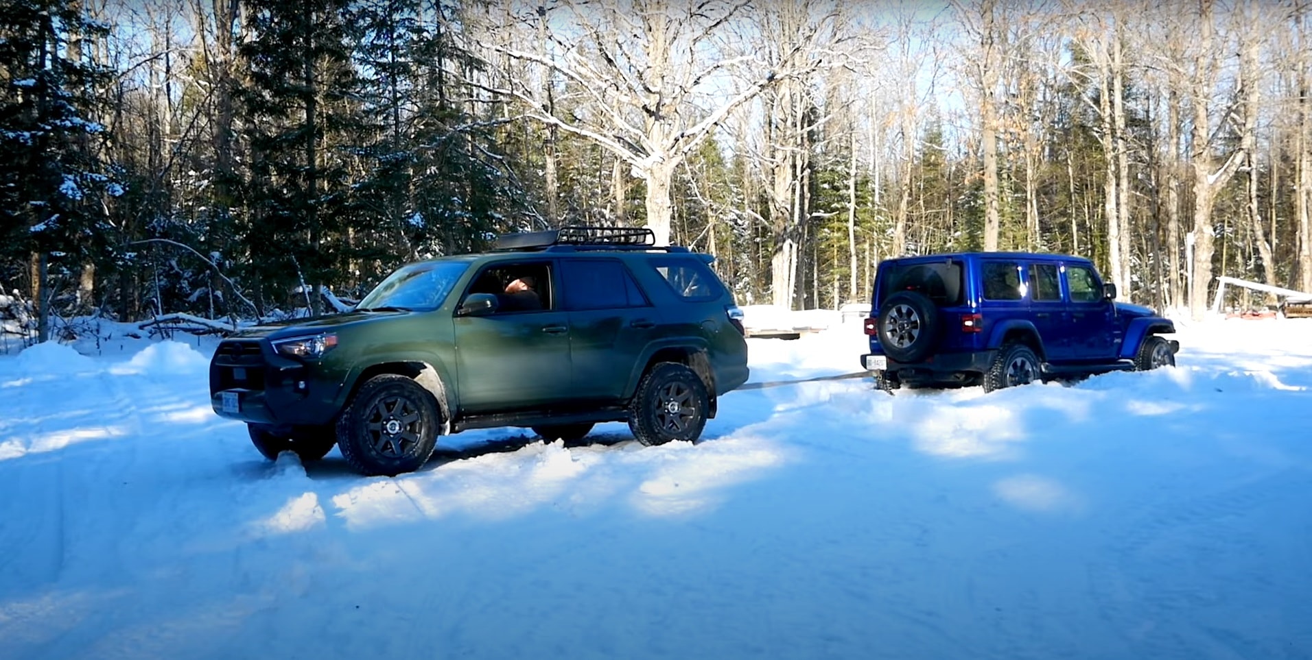 Jeep Wrangler Sahara and Toyota 4Runner Face-Off in the Canadian Winter -  autoevolution