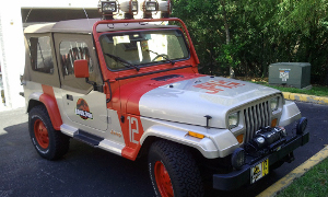 Jeep Wrangler Sahara Jurassic Park Replica Sells for $9k on eBay
