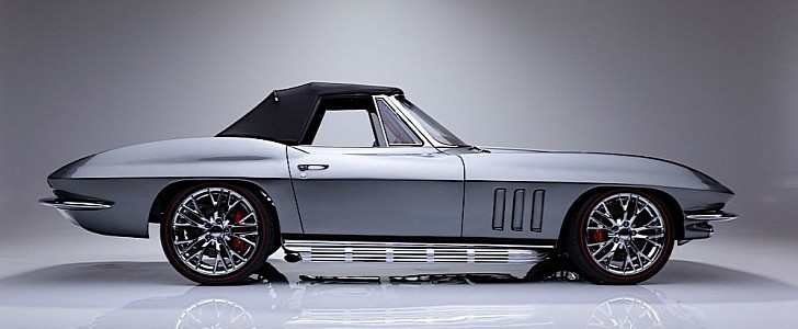 1966 Chevrolet Corvette by Jeff Hayes