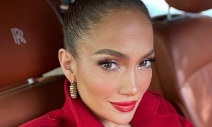 Jennifer Lopez Rides in the Rivian R1S, But Doesn’t Take the Driver’s Seat