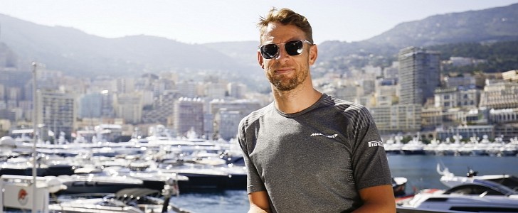 Jenson Button joins Williams