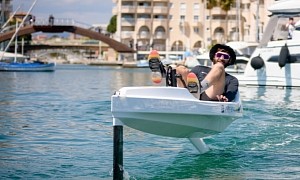 JetCycle Max Hydrofoil Is a Water Bike That Glides and Flies Over the Water