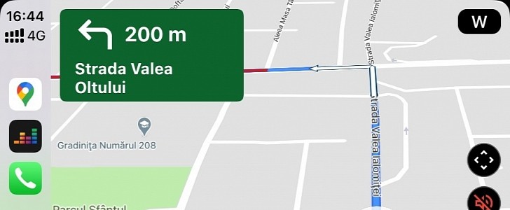 Google Maps on Apple CarPlay