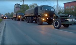 Just Because There's No War, It Doesn't Mean a Howitzer Can't Kill You in Russia