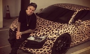 Justin Bieber Poses Next to His Leopard-Wrap Audi R8: Thinking of Yovanna?