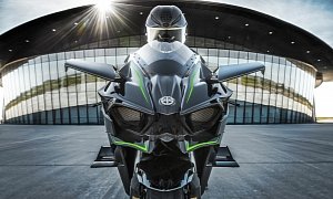 Kawasaki Ninja H2 and H2R Prices Confirmed