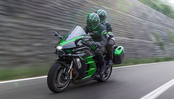 2022 Kawasaki Ninja H2 SX SE