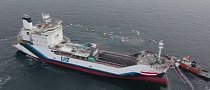 Kawasaki’s Liquid Hydrogen Transport Ship Is World’s First, Biggest Irony Ever