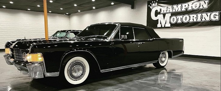 Kevin Durant's bespoke 1960s Lincoln Continental Convertible