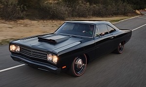 Kevin Hart’s Halloween-ish 1969 Plymouth Road Runner Gets Muscle Car of The Year Title