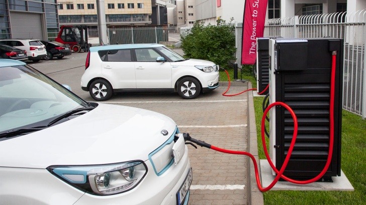 Kia Soul EV charging stations