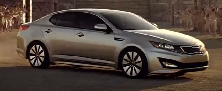 Kia Optima Promised Customers One Epic Ride at Super Bowl XLV, God of the Seas Was There 
