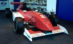 Kimi Raikkonen Raced This Formula Renault in 2000, Now It Can Be Yours