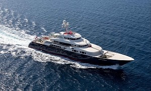 King of Sweets Flaunts His Luxury Toy, One of the Most Stunning American Superyachts