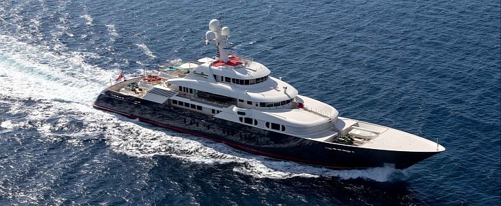 Cocoa Bean is one of the most spectacular custom superyachts built in America