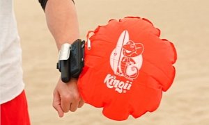 Kingii Is the Smallest Flotation  Device in the World, WILL Save Your Life