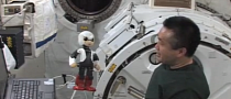 Kirobo, Toyota’s Robot Is the First One To Speak With a Human In Space