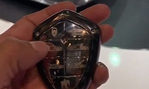 Koenigsegg Jesko Key Fob Is Amazing, Looks Like a Piece of Jewelry